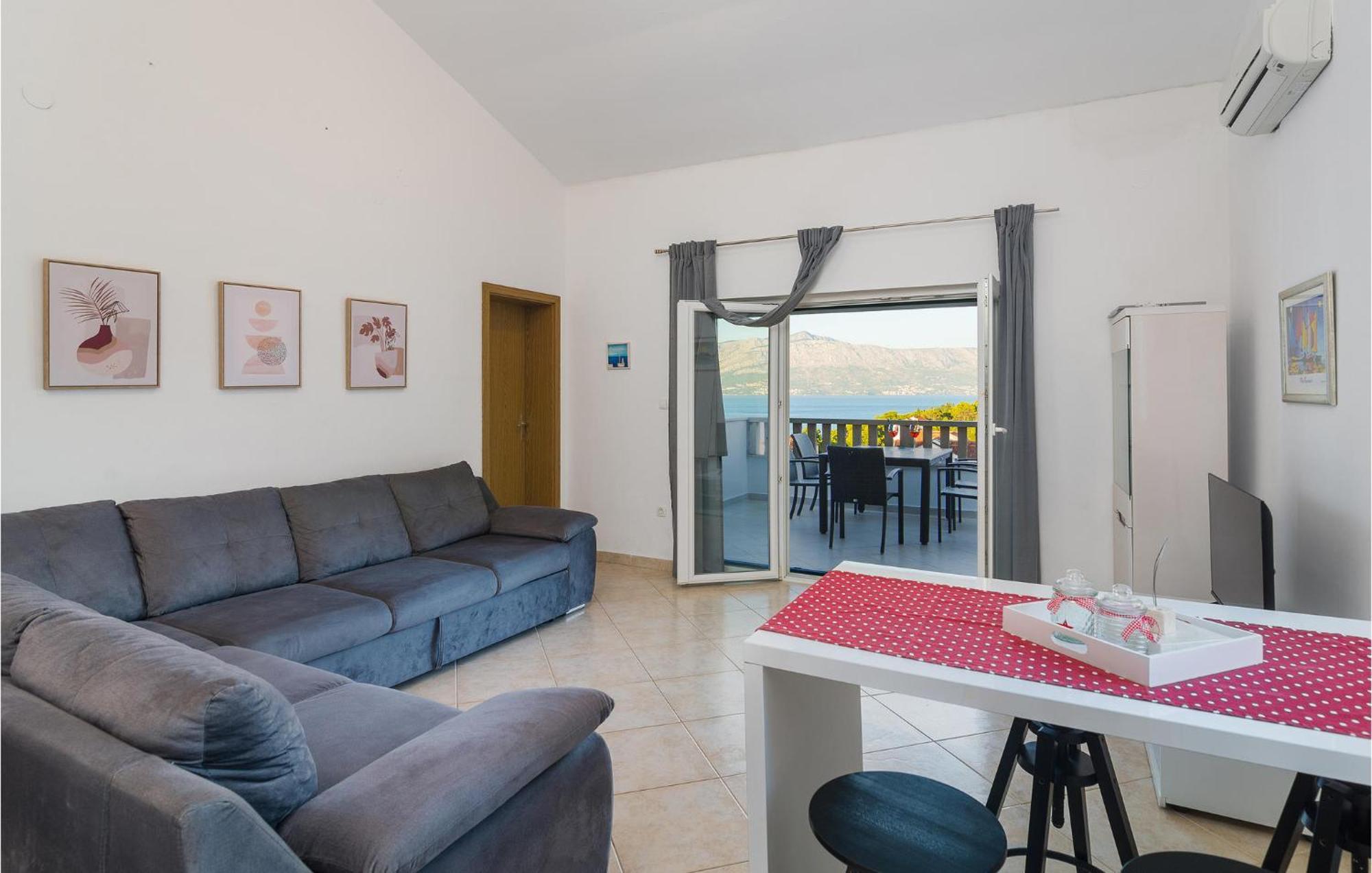 Nice Home In Postira With Outdoor Swimming Pool מראה חיצוני תמונה